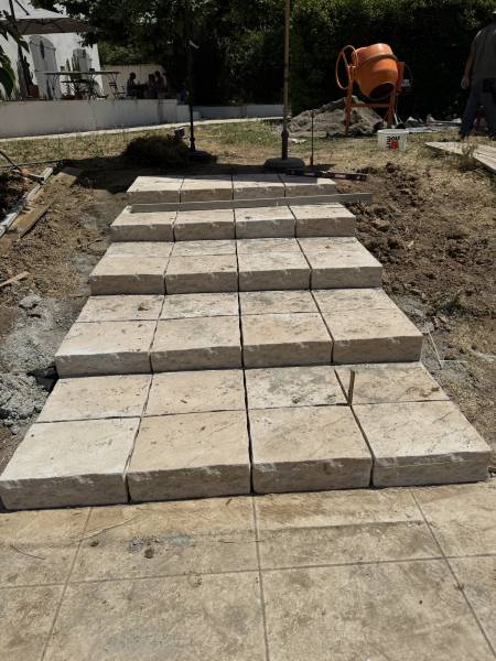 Escalier en pierre extérieur 